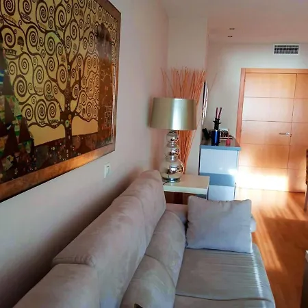 Sunny Garden إِستيبونا