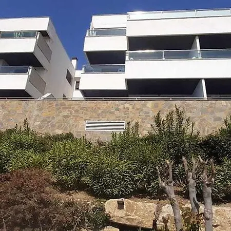 Sunny Garden إِستيبونا